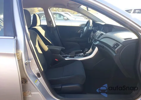 2013 Honda Accord Lx z USA, uszkodzony, nr VIN 1HGCR2F33DA244369